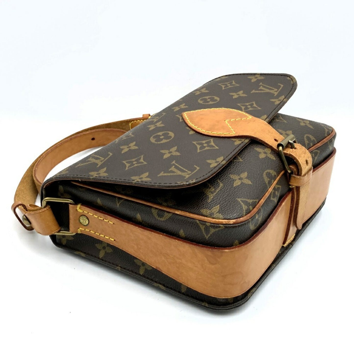 Louis Vuitton Cartouchiere