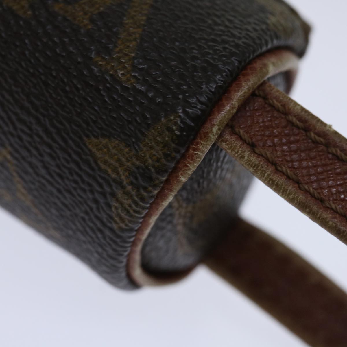 Louis Vuitton Etui à balles de golf