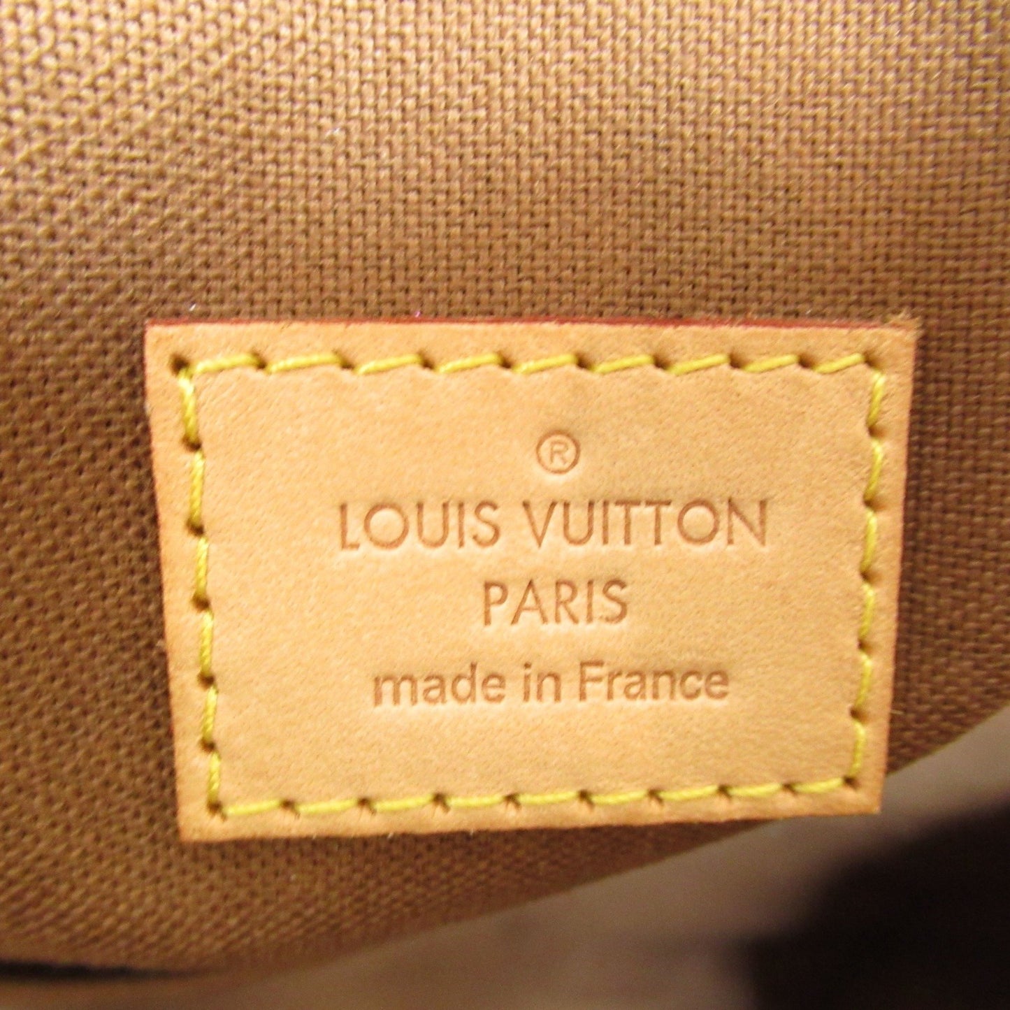 Louis Vuitton Beaubourg