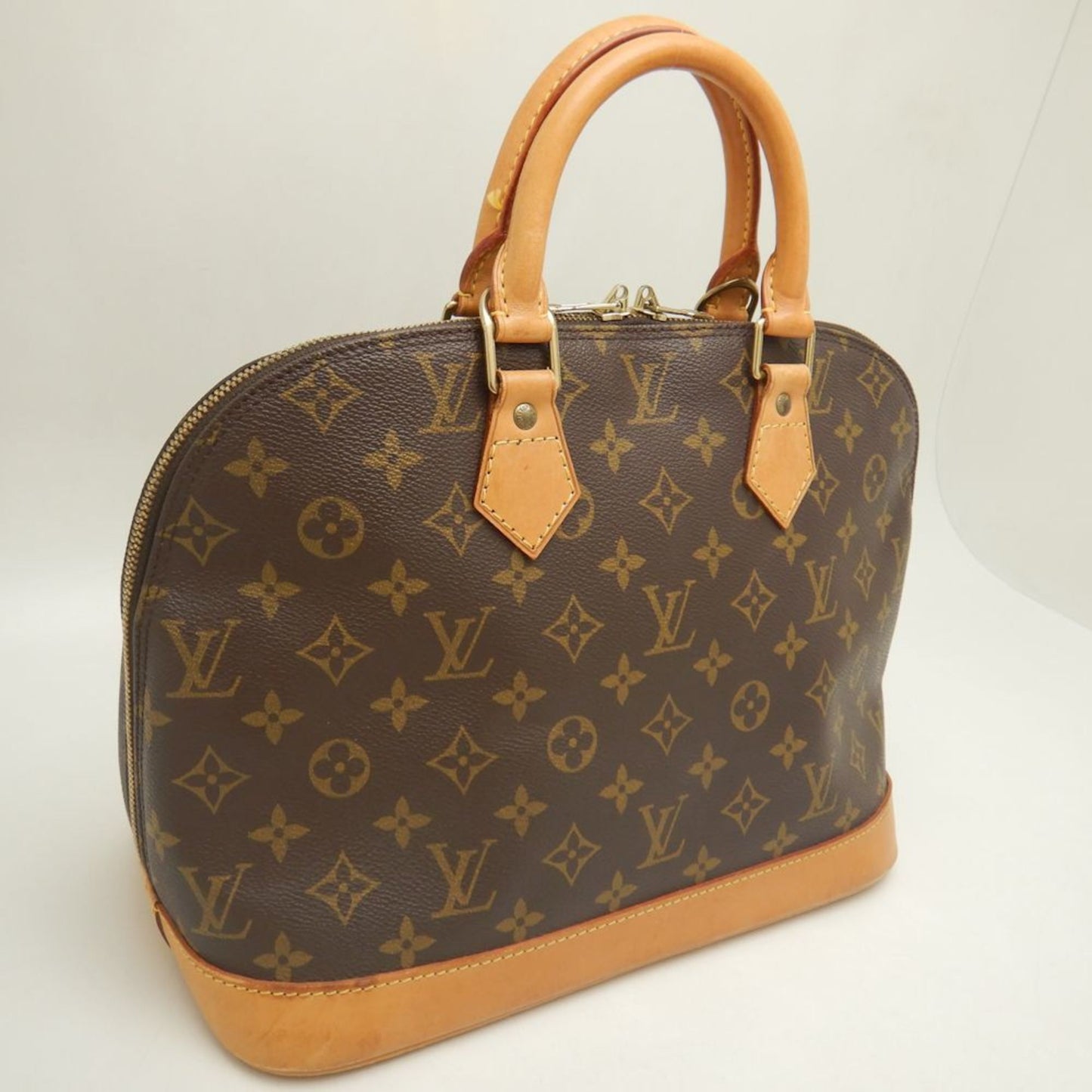 Louis Vuitton Alma