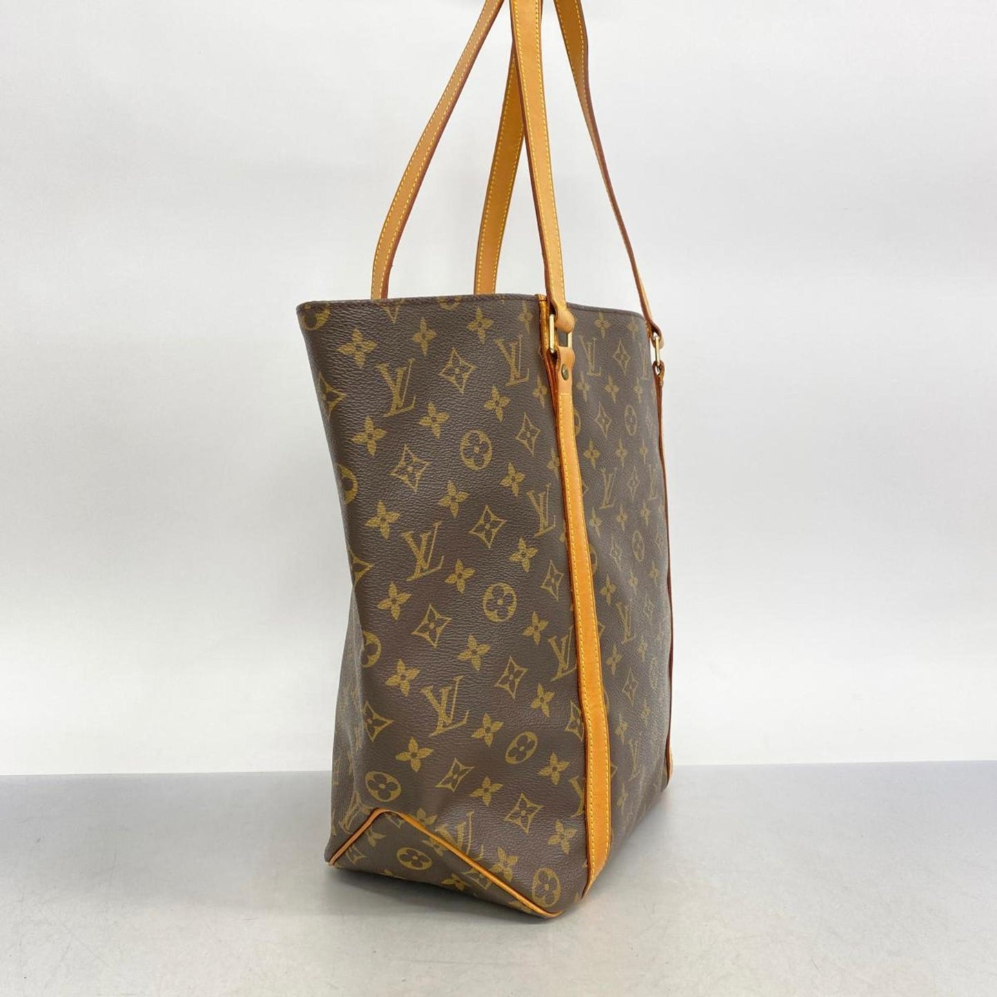 Louis Vuitton Shopping