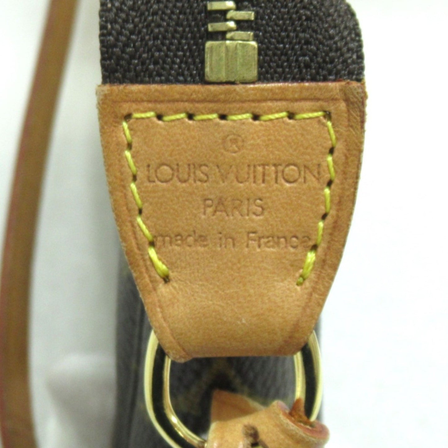 Louis Vuitton Pochette Accessoire