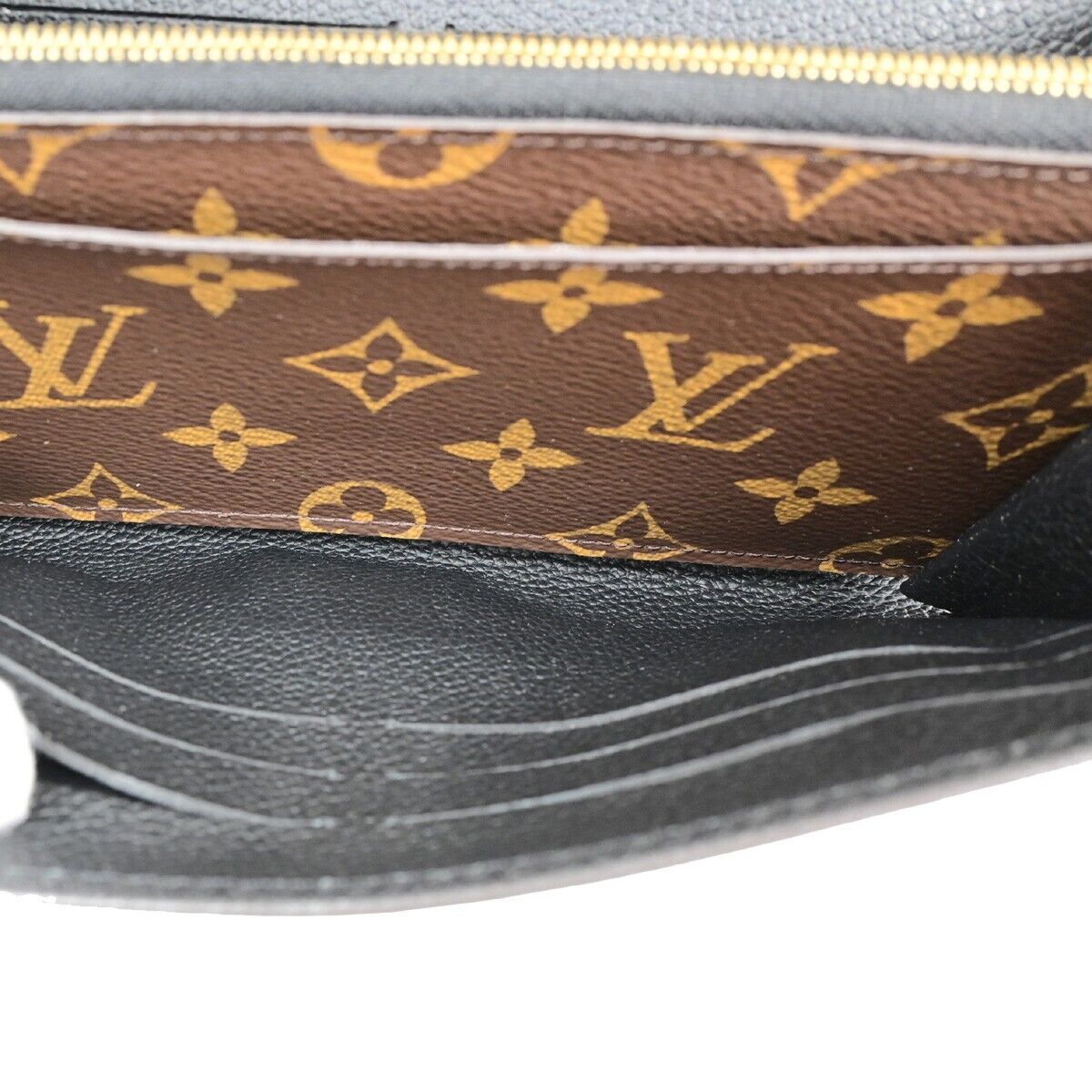 Louis Vuitton Pallas