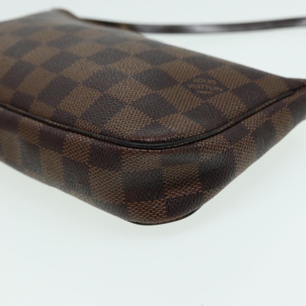 Louis Vuitton Pochette Accessoire