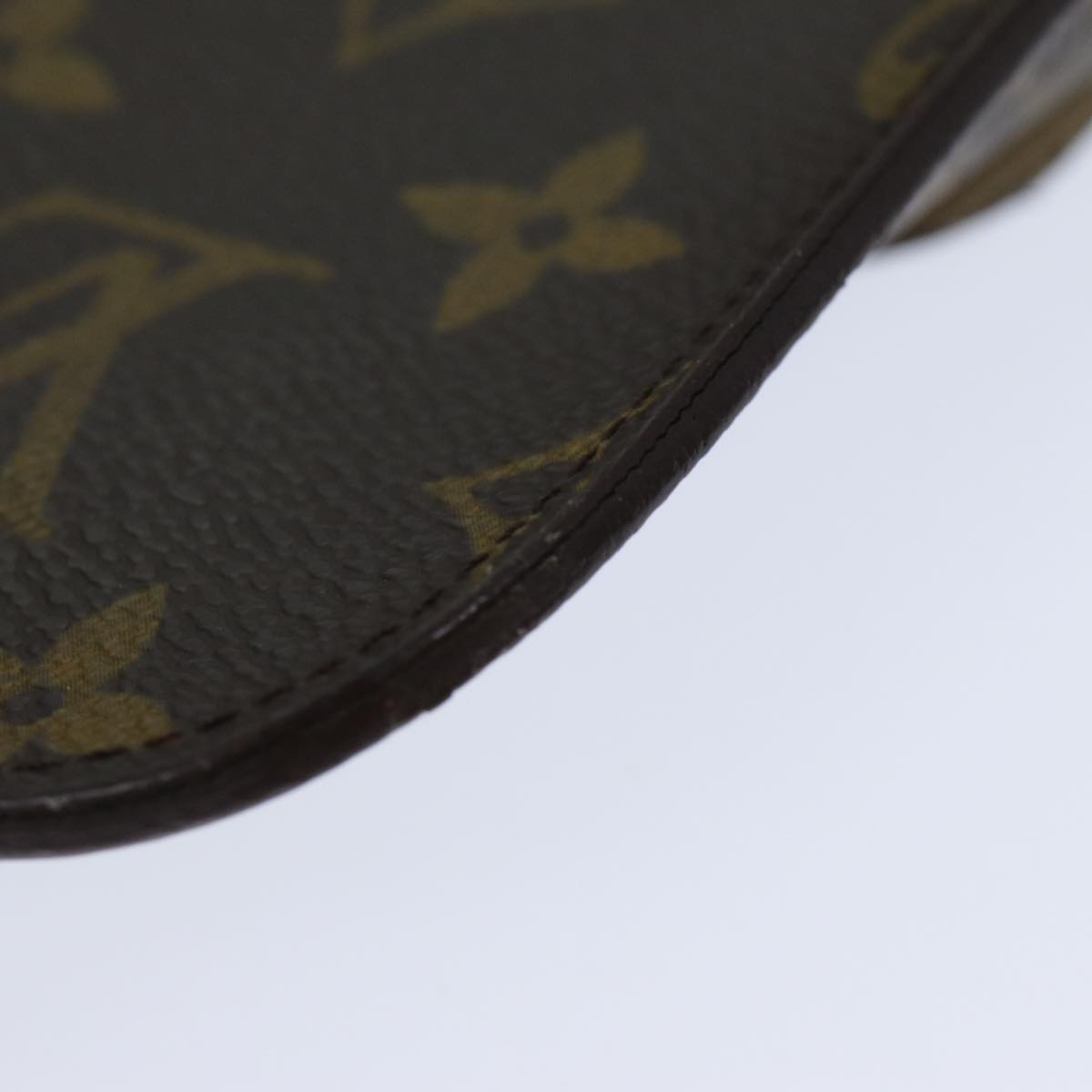 Louis Vuitton Etui à lunettes