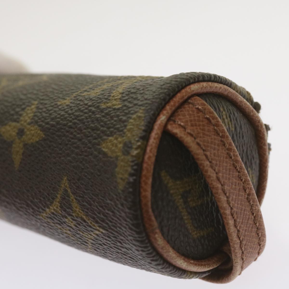 Louis Vuitton Etui à balles de golf