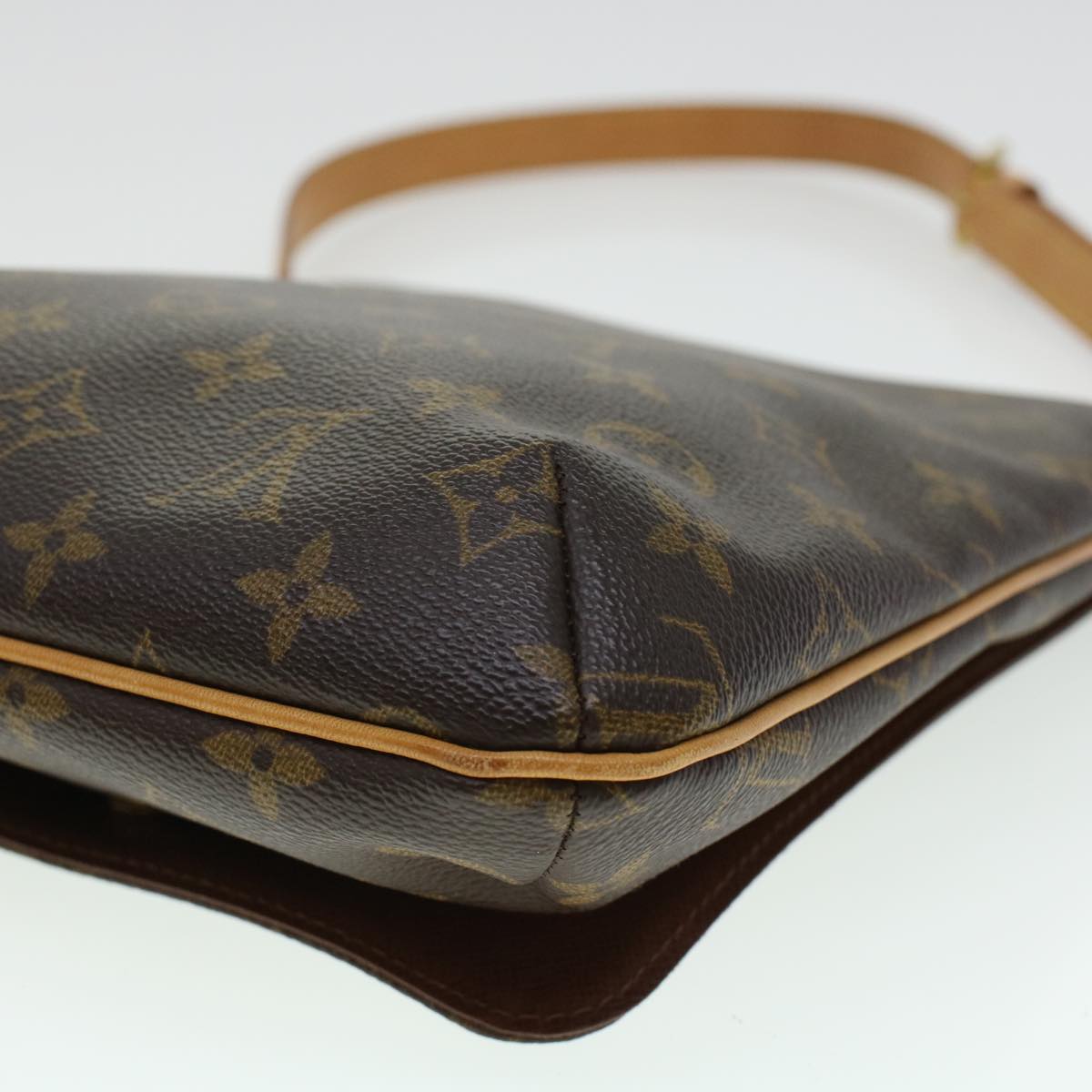 Louis Vuitton Musette