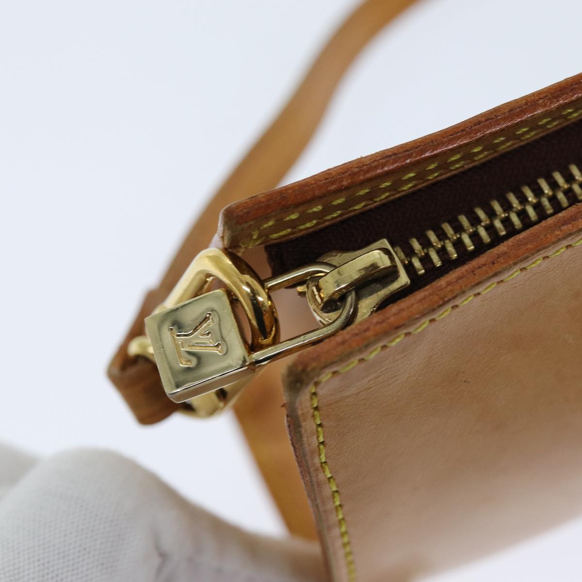 Louis Vuitton Pochette Accessoire