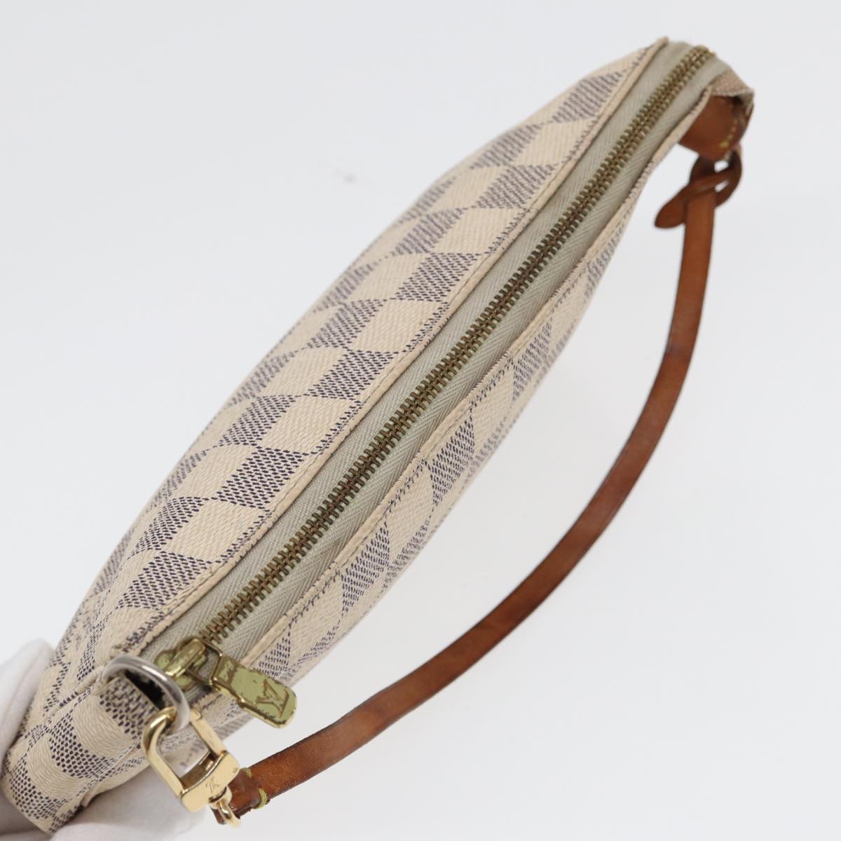 Louis Vuitton Pochette Accessoire