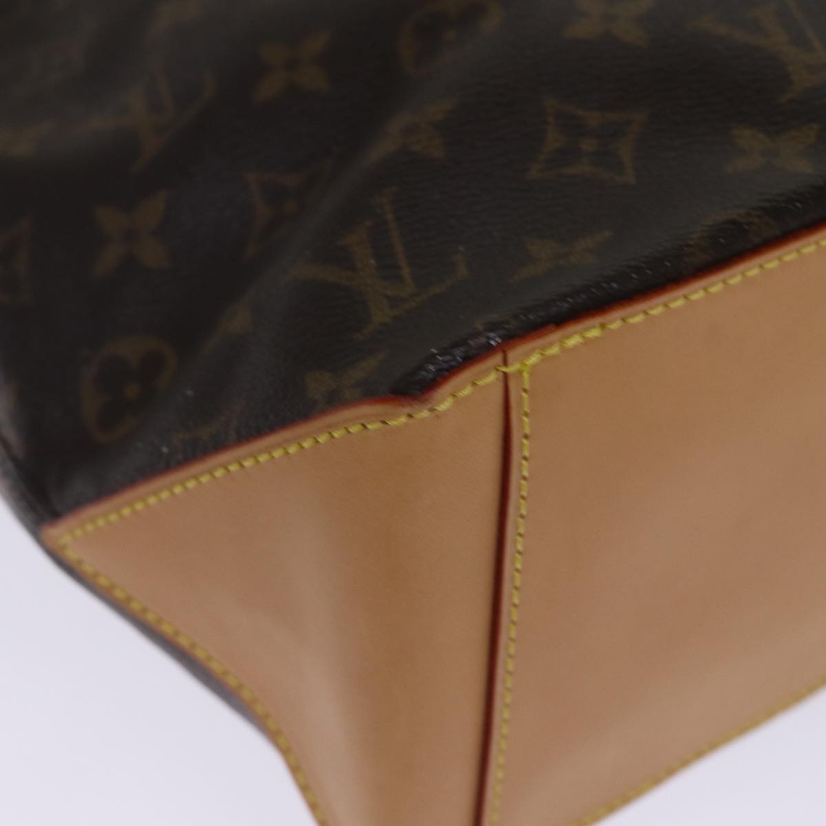 Louis Vuitton Mezzo