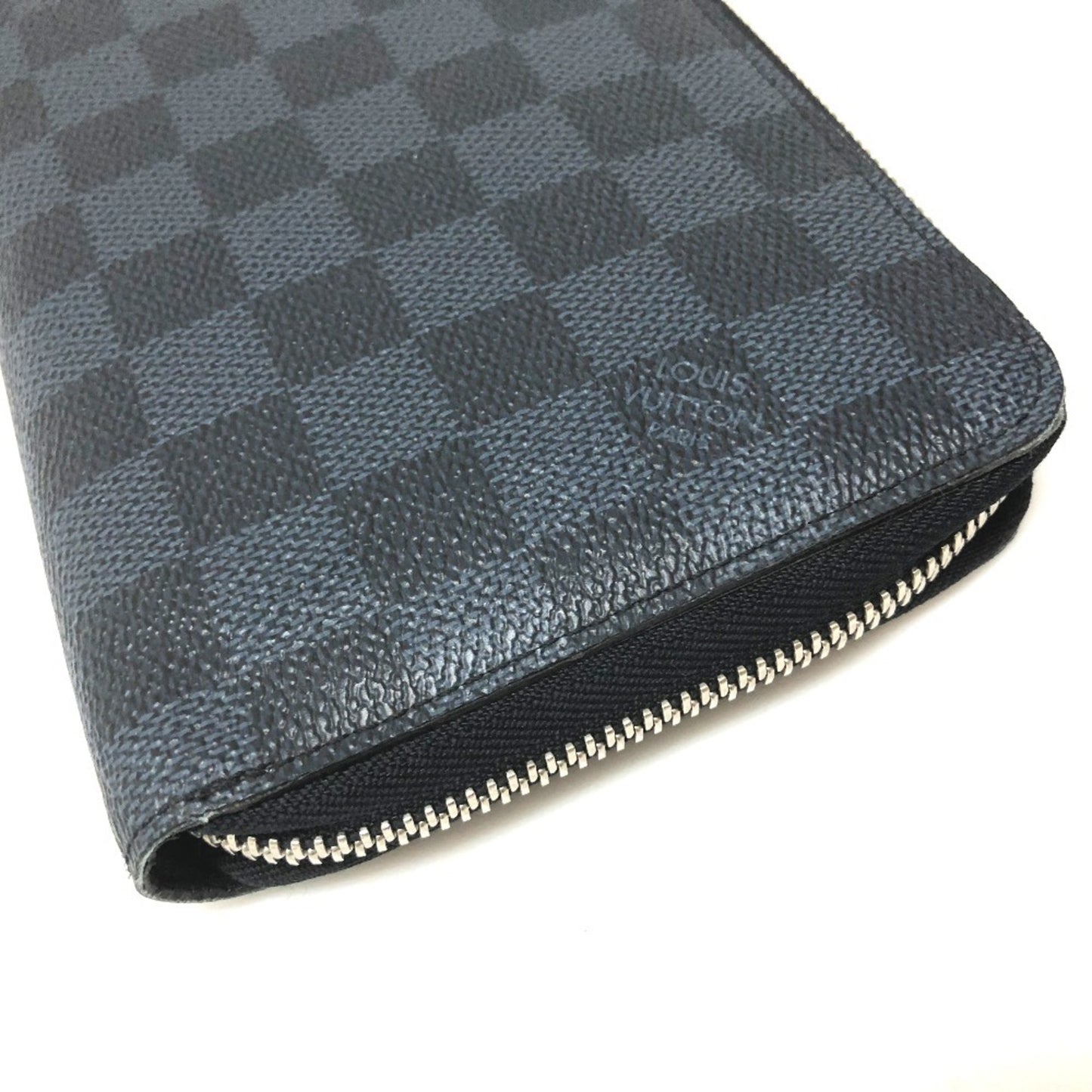 Louis Vuitton Zippy